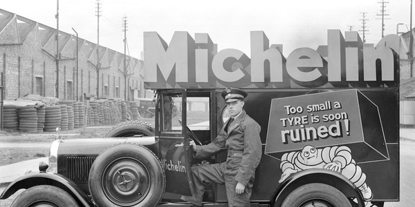 Historia del origen de las Estrellas Michelin y su relación con la venta de neumáticos para moto