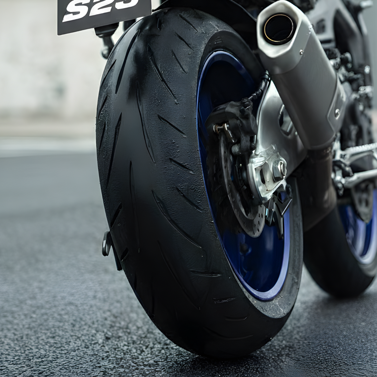 BRIDGESTONE BATTLAX HYPERSPORT S23 190/55ZR17 TL 75W