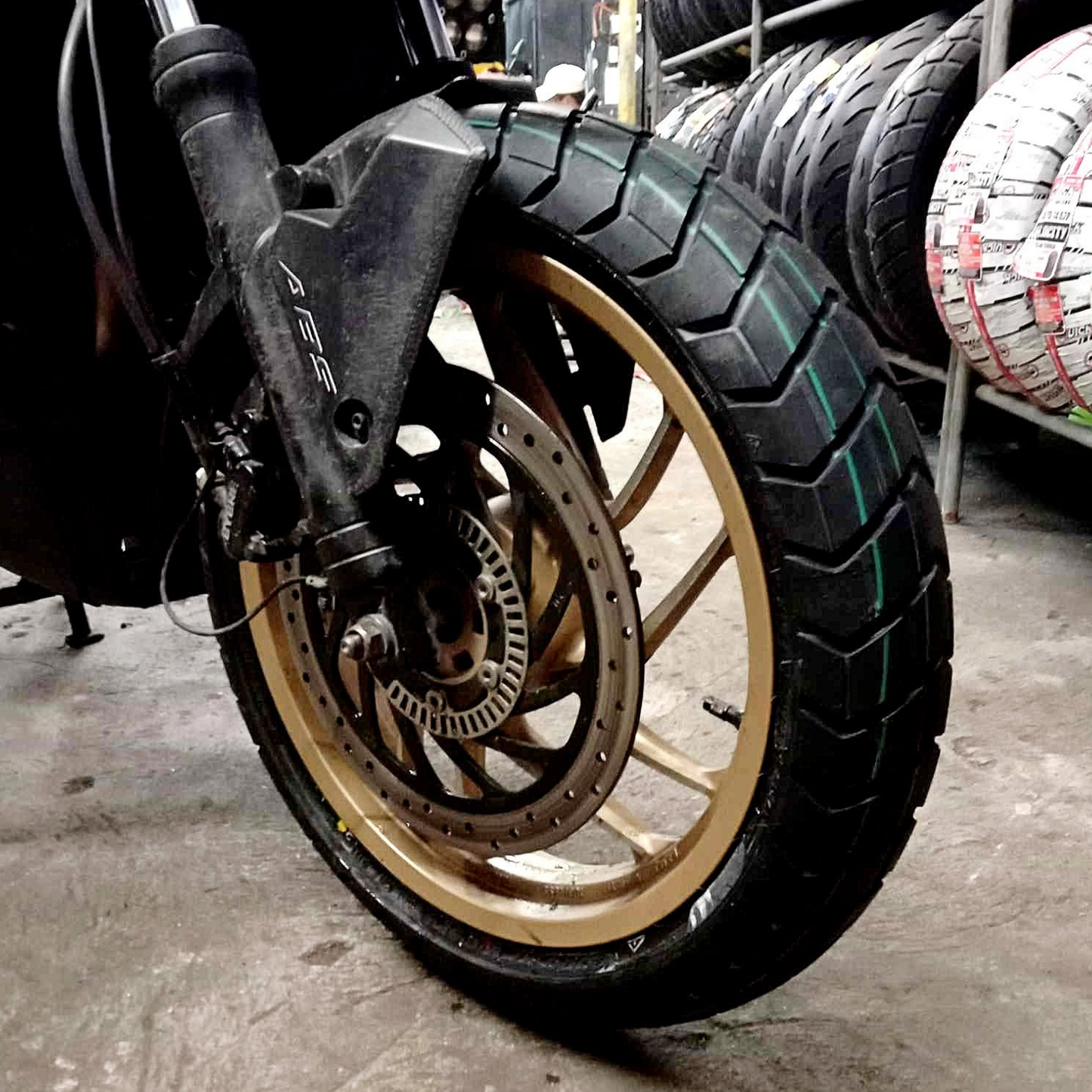 CEAT GRIPP XL RAD STEEL F 120/70R-17 TL 58H